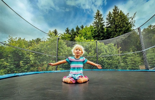 Kurort Brotterode Apartment | Cosy flat in Brotterode with private terrace