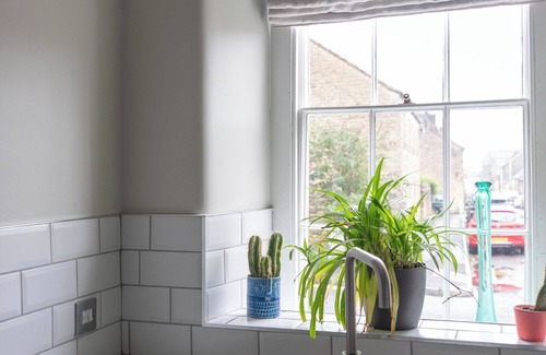 Frome Apartment | Cosy flat in Frome near Catherine Hill