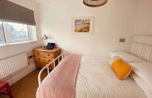Chiswick Riverside Apartment | Cosy flat in the heart of Chiswick