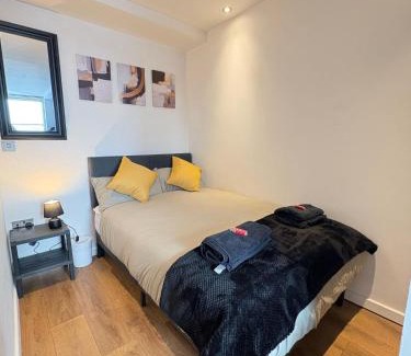 Leeds City Center Apartment | Cosy Flat Leeds City Centre