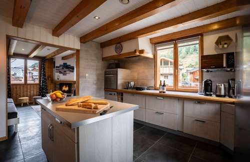 Le Bettaix Ski Chalet | Cosy Chalet Snow Valley - 200 m from the skilift
