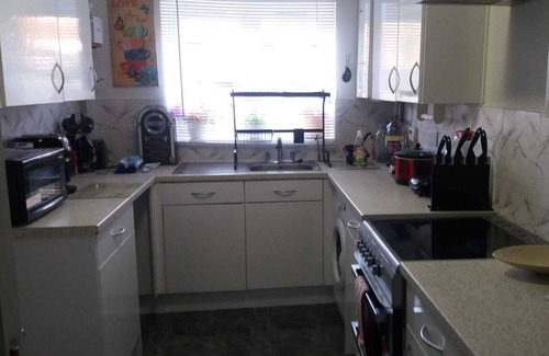 Dover House | Cosy furnished double room in a great quiet location walkin distance to seaside