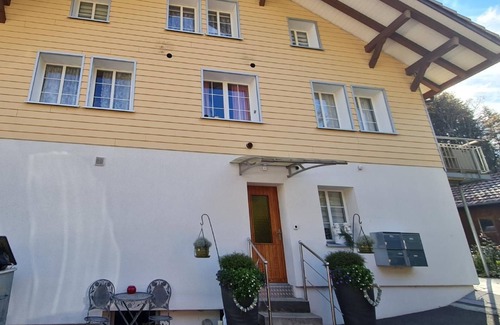 Schwenden Apartment | Cosy holiday flat in the Diemtigtal Nature Park