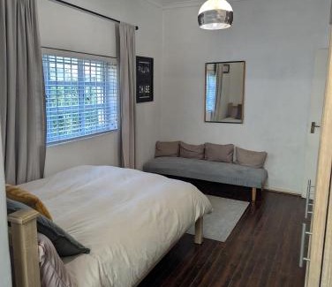 Stellenbosch Bed & Breakfast | Cosy homestay in green area