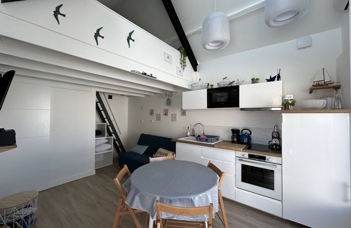 La Gueriniere House | Cosy house a stone's throw from the beach, newly renovated