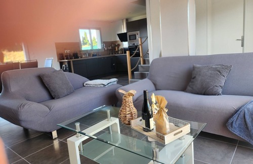 Montelimar House | Cosy house, gardens and relaxation.