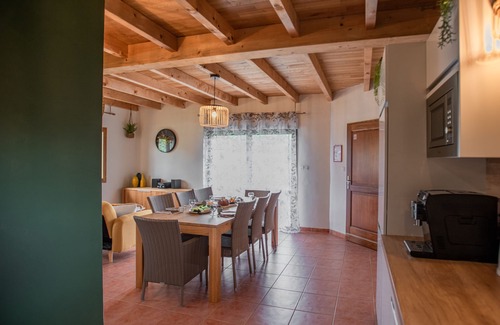 Lacapelle-Marival House | Cosy house on holiday park with swimming pool