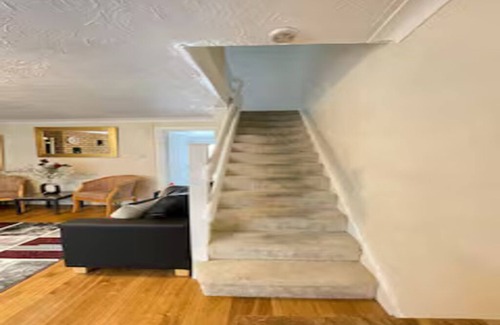 Luton House | Cosy Luton 3 Bedroom House. 5 mins to L&D Hospital/15 mins to Luton Airport