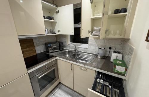 Ipswich Apartment | Cosy Modern 3Beds Ipswich Center