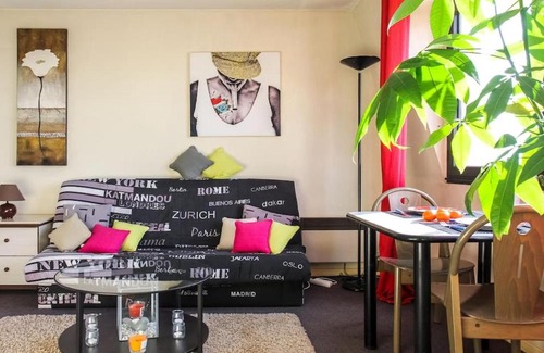 Gambetta Apartment | Cosy - Negresco - AC - 5 min walk to Beach