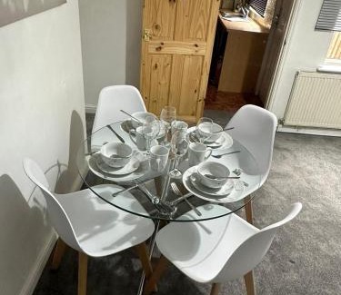 Thurnscoe House | Cosy Nest Getaways