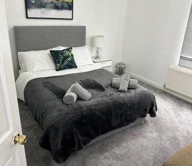 Thurnscoe House | Cosy Nest Getaways