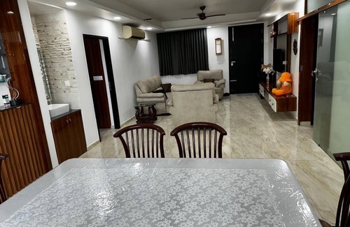 Hyderabad Apartment | Cosy nest - one place for spacious comfortable and peaceful stay.