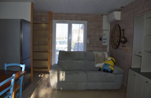 Montauban Apartment | Cosy new apartment with wooded garden near Montauban town center