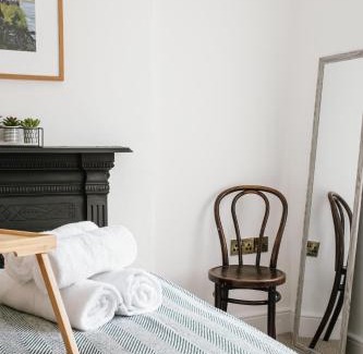 Portrush House | Cosy period cottage 2min walk to the beach