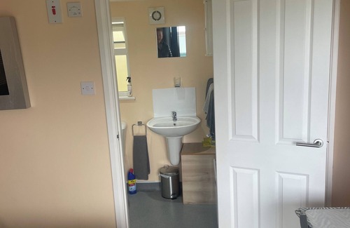 Hove Ski Chalet | Cosy Private Chalet no.1 in Hove