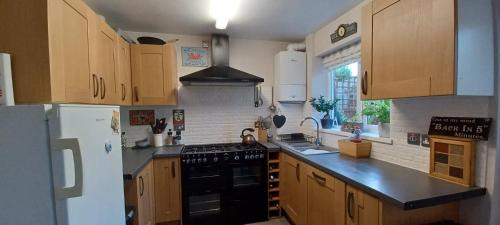 Ripon House | Cosy Retreat - house with double bedroom