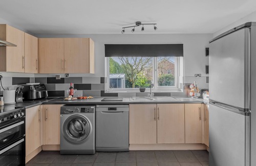 Wickham Market House | Cosy Retreat - Sleeps 5/3 bedrooms - Parking - Wifi - Garden - close to Sizewell