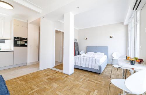 Gambetta Apartment | Cosy Rooftop - Happy Rentals