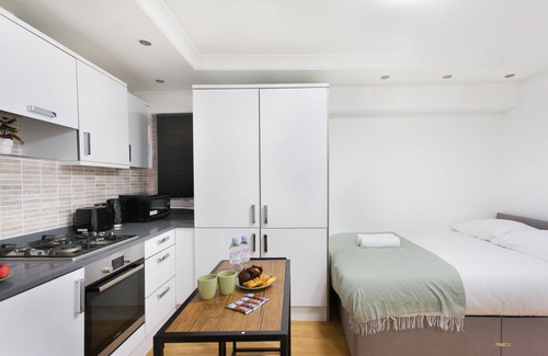 King's Cross House | Cosy Room for 4 People near Kings Cross - Eurostar