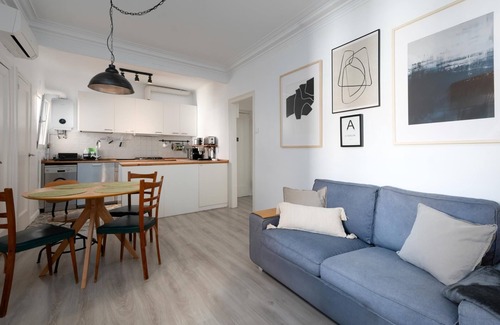 Sants Apartment | Cosy Sants Apartment
