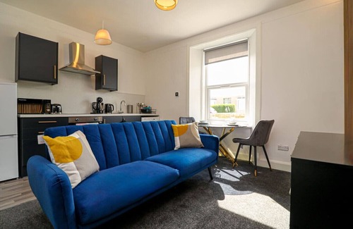 West Kilbride Apartment | Cosy seaside 1 bedroom apartment