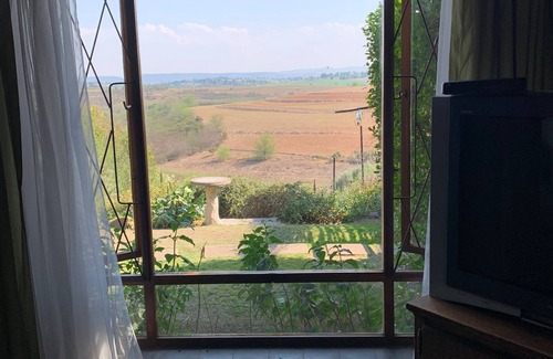 Umtshezi Cottage | Cosy Self-Catering Country Cottage on Midlands Meander Route