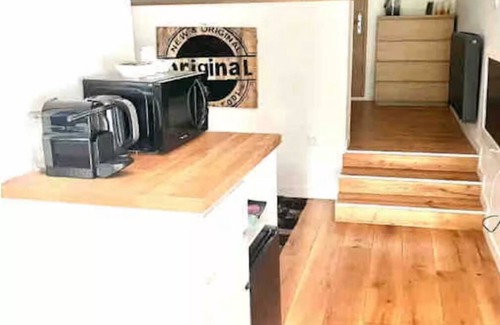 Perverie Apartment | Cosy self-contained studio - Downtown/Faculty