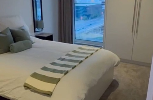 Stratford Apartment | Cosy & Spacious 2-Bedroom apartment in Stratford