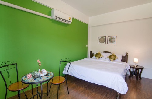 Trang House | Cosy, spacious room near the city centre