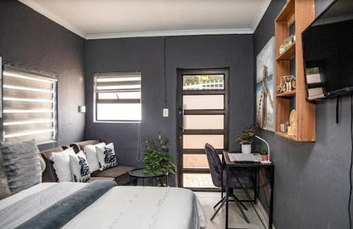 Randpark Ridge Apartment | Cosy studio apartment