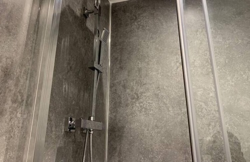 Doncaster Apartment | Cosy Studio Apartment - Near Doncaster Hospital