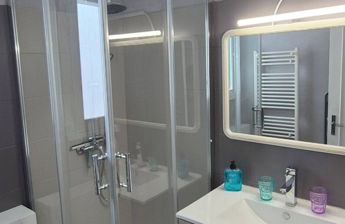 Saint-Jean-de-Luz Apartment | Cosy studio - balcony parking