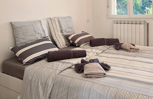 Montagnac Apartment | Cosy studio between mountains, sea and vineyards
