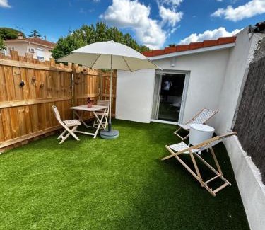 Frejus Ski Chalet | Cosy Studio Fréjus Centre Historique