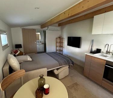 Frejus Ski Chalet | Cosy Studio Fréjus Centre Historique