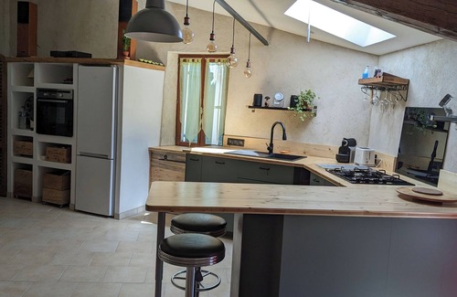 Correns Apartment | Cosy studio near village center