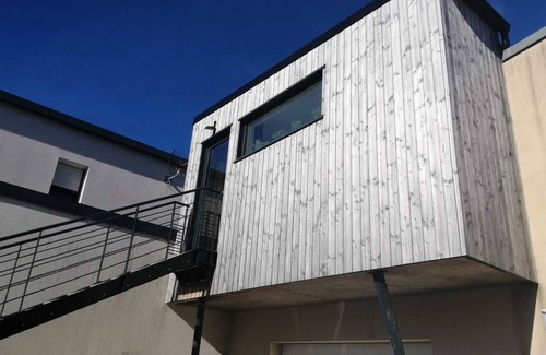 Saint-Pierre Apartment | Cosy studio perched on the 1st floor