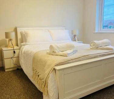 Hull House | Cosy stylish house West Hull
