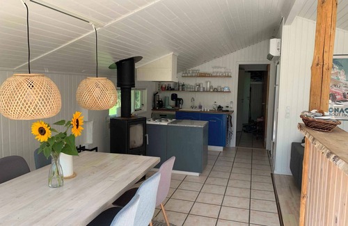 Fjerritslev House | Cosy summer house close to beach, woods and town