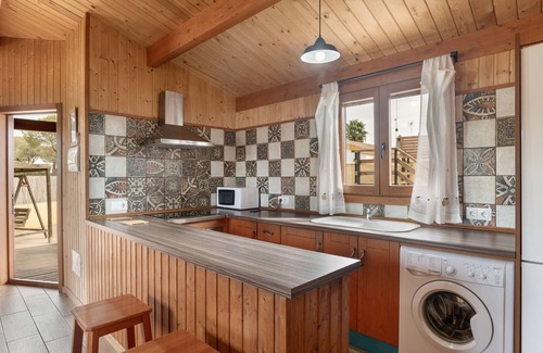 Campano House | Cosy Timber Cottage in the Green - Villa Alberto