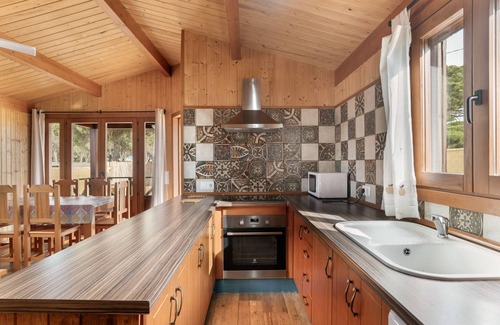 Campano House | Cosy Timber Cottage in the Green - Villa Alberto
