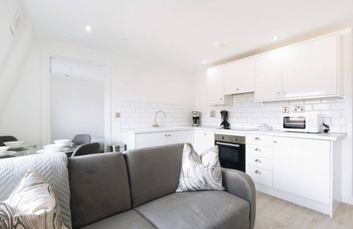 Ipswich Apartment | Cosy Top Floor 1 Bed Flat in Ipswich Centre