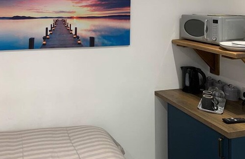 Gumley Apartment | Cosy twin or double Studio near Shearsby, England