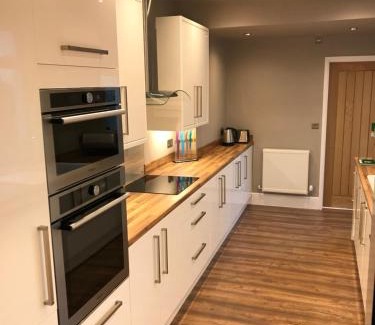 Roath Apartment | Cosy Vibes Central Cardiff House
