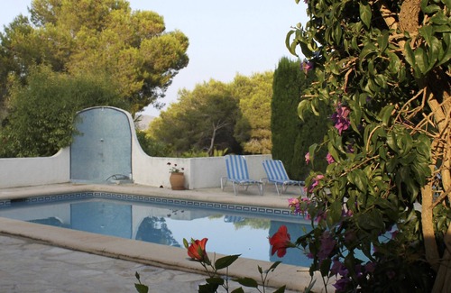 Moravit Villa | Cosy villa with own pool, climate, wifi, 4 bedrooms and sleeps 8 people