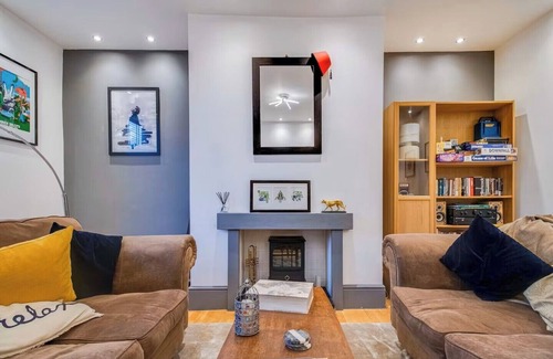 Meltham House | Cosy Walkers Retreat in Meltham Doggie Friendly