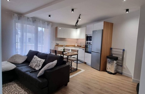 Arbonne-la-Foret House | Cosy White House in the heart of the forest 4*, in the heart of the forest