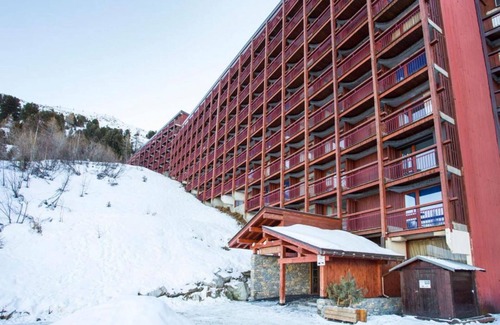 Arc-1950 Apartment | Cosy with balcony & Near the Slopes 644