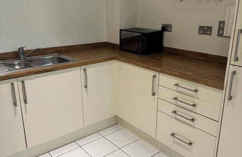 Canning Town Apartment | Cosy1-Bed Apartment in London near Excel London